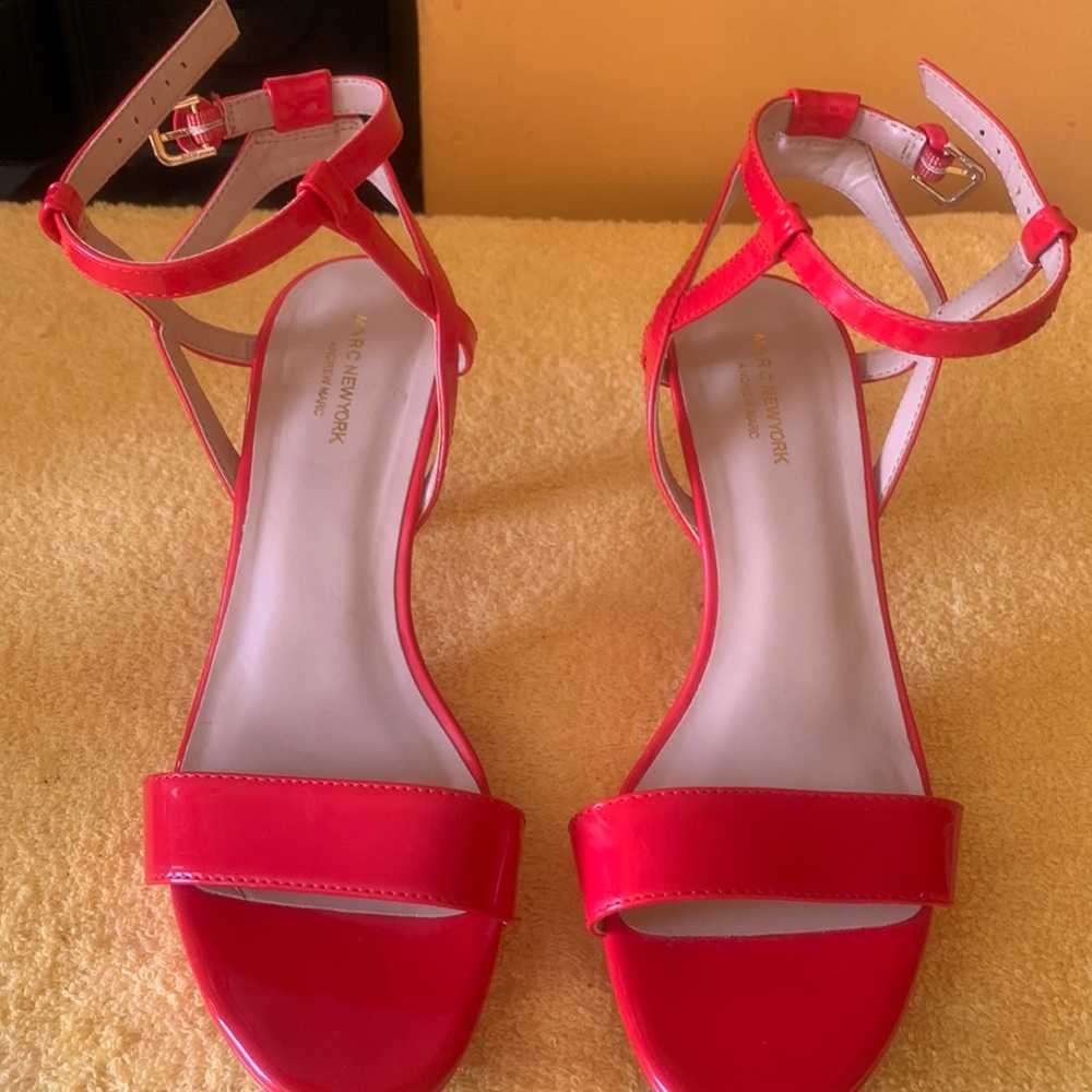MARC NEW YORK ANDREW MARC Hills women’s size 8.5